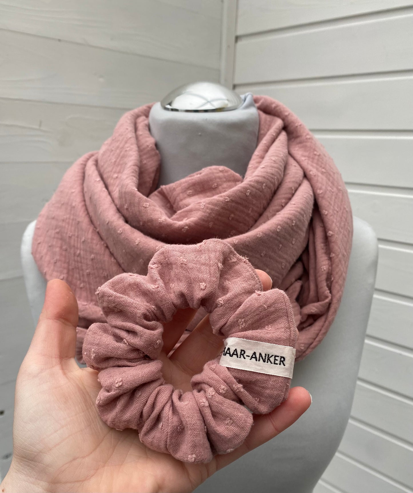 Musselintuch altrosa mit Dots