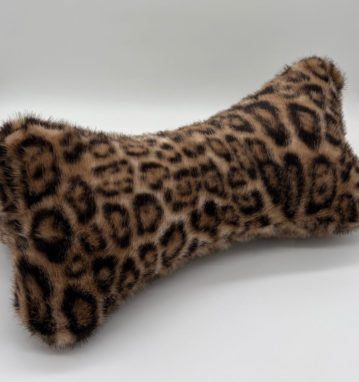 Leseknochen Kunstfell Leoprint hellbraun/braun