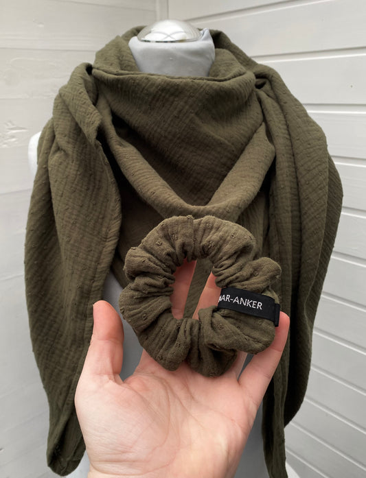 Scrunchie Musselin Dots olivgrün
