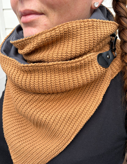 Wickelschal mit Karabiner Ocker