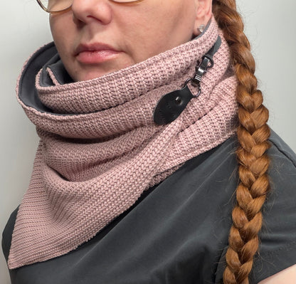 Wickelschal mit Karabiner altrosa