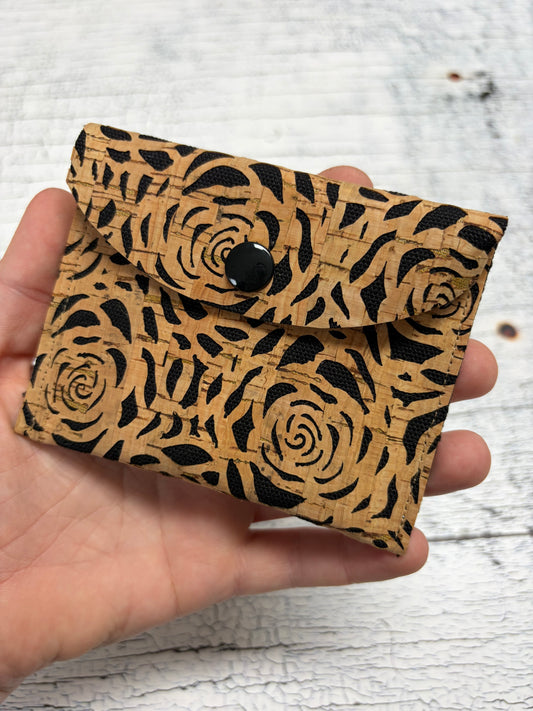 Kleine Geldbörse Kork Blumenmuster