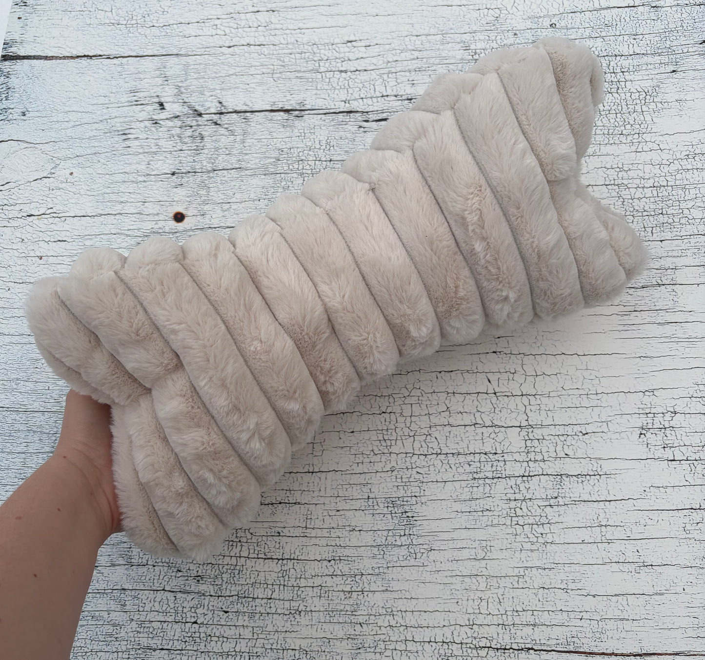 Leseknochen Kunstfell beige
