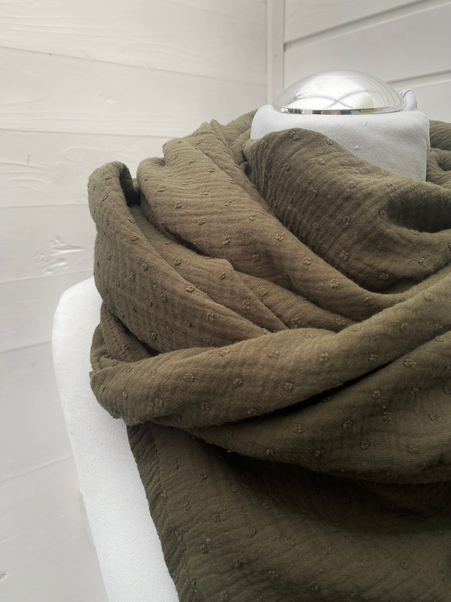 Musselintuch olivgrün mit Dots