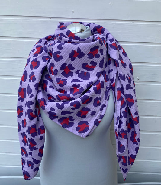 Musselintuch mit Leoprint Lavendel