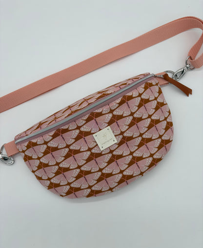 Bauchtasche mit Schmetterlingen rosa