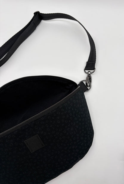 Bauchtasche mit Leoprint