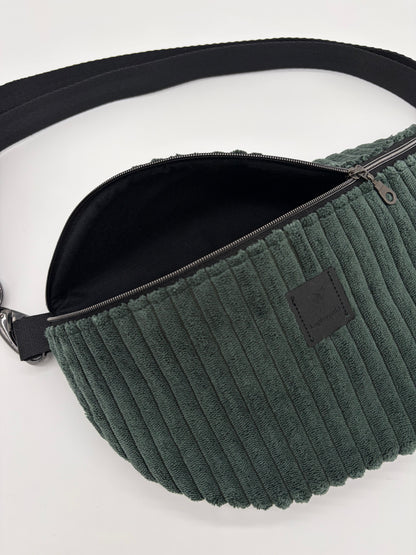 Bauchtasche Cord tannengrün