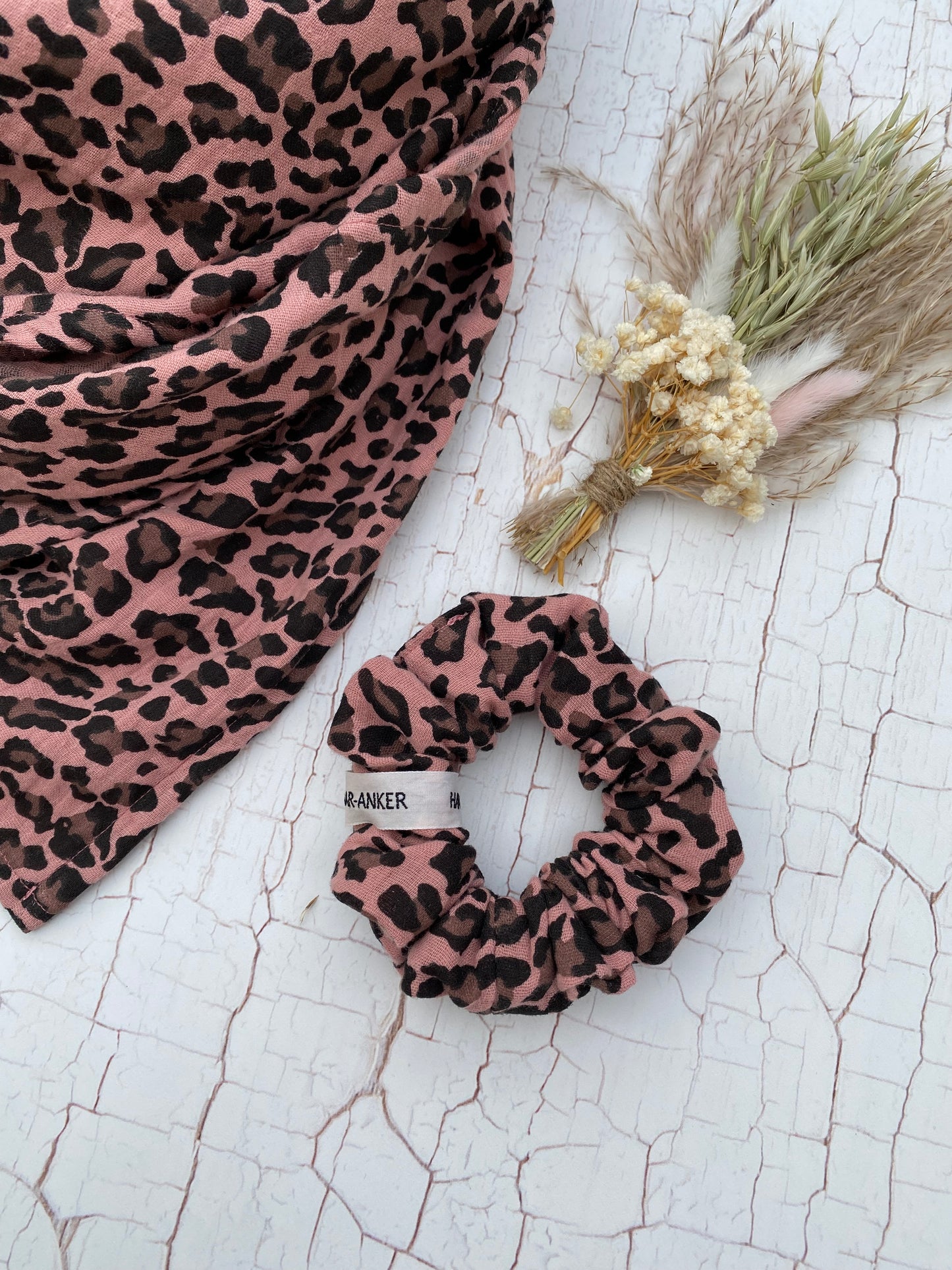 Scrunchie Musselin mit Leoprint altrosa